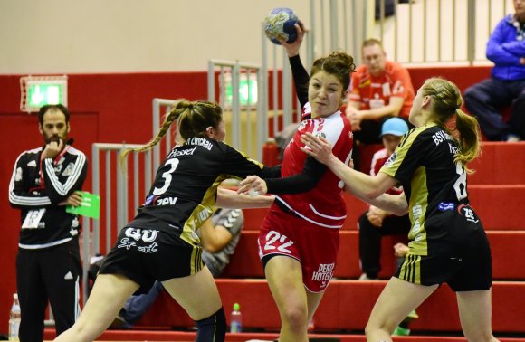 Im Heimspiel gegen den BSV Zwickau gelang es Simona Cipaian und der FSG Mainz 05/Budenheim rechtzeitig vor der Weihnachtspause, die Serie von vier nicht gewonnenen Partien zu beenden. Cipaian wird allerdings in Zwickau verletzungsbedingt ebenso wenig dabei sein wie Kristin Schäfer und Romana Gerisch