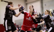 Etwas schwer damit, sich durchzusetzen taten sich Maxine Schmohl und die FSG Mainz 05/Budenheim im ersten Heimspiel des Jahres gegen die Kurpfalz Bären aus Ketsch. Alicia Soffel rettete in letzter Sekunde einen Punkt.