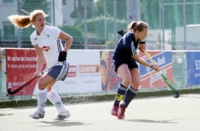 Im Herbst gelang den TSV-Hockeyfrauen (r. Aline Bessling) ein klarer 4:1-Heimsieg gegen den ASV München. Das Auswärtsspiel der Vorsaison war allerdings mit dem gleichen Ergebnis verloren gegangen. Das wollen die Schott-Frauen diesmal besser machen.