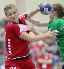 Ganz ohne Zerreißprobe durfte Laura Spatz nach 33 Minuten der Partie bei den Kurpfalz Bären ihr Comeback im FSG-Trikot geben. Sie traf von der Siebenmeterlinie zu ihrem dritten Saisontor.