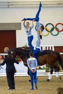 Die Juniorinnen des VFZ Mainz-Ebersheim untermauerten beim Preis der Besten in Warendorf erneut ihr hohes Niveau und erhielten die drittbesten Noten.