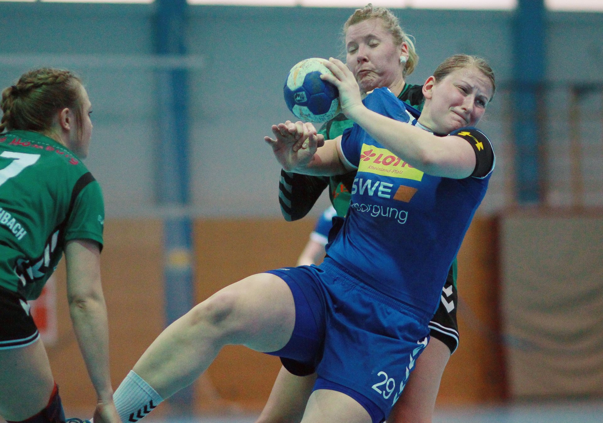 Die routinierteste SG-Spielerin neben Julia Veeck ist inzwischen Kreisläuferin Michelle Chwalek. Für sie lief die abgelaufene Saison allerdings nicht gut, ihre Torquote blieb weit hinter den Liga-Topwerten früherer Spielzeiten zurück.