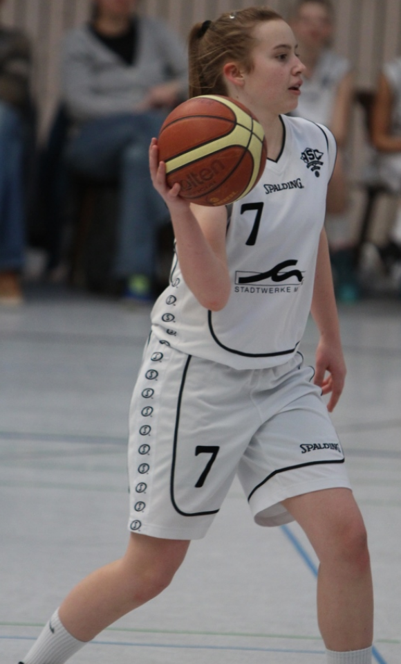 Auch Alina Dötsch wird gekürt: MVP der U15-Meisterschaften.
