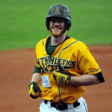 Hatte gut lachen: Nach seinem Homerun im ersten Inning lief Max Boldt bestens gelaunt von Base zu Base.