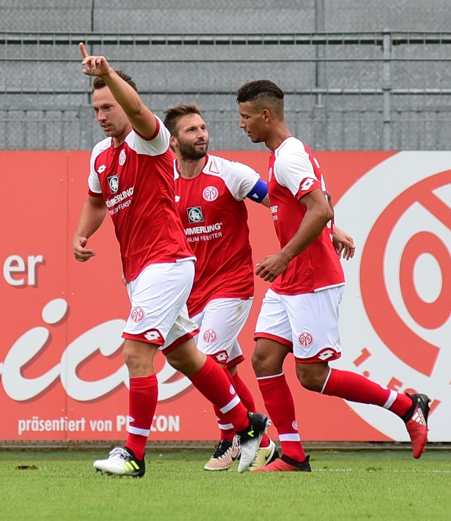 Und weil deutlich mehr passte als schiefging, durfte Kalle Lappe und seine Mitspieler jubeln.