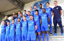 Der Kader des TSV Schott Mainz II, hinten v.l.: Stefan Göttsching (Kotrainer), Felix Christian Hoppe, Andre Lucas Graca, Patrick Becker, Andreas Göttsching, Andrey Ribeiro, Mel Möller, Marcel Scheen (Trainer). Mitte v.l.: Werner Diedrich (Betreuer), Tobias Büngen, Calvin Williams, Angel Ramiro Graces Tesada, Marcel Geiß, Riki Tsuchiya, Kluivert Mbeko Mokobe. Vorne v.l.: Pascal Schramm, Tim Bonert, Altay Kilic, Garzei Mohammad, Nils Torben Trittermann, Armend Mustafa. Es fehlen: Manuel Glasner, Kevin Langlitz, Said Togro, Ruben Zimmer, Famoro Kourouma, Yusuf Gomez, Tom Bäsch.