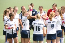 Viel mehr als kurz Abklatschen war nicht nach dem Schlusspfiff der Meisterpartie gegen den TV Alzey.