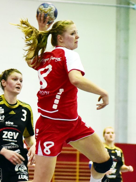 Romana Gerisch zählte beim Rundenauftakt der Zweitligahandballerinnen der FSG in Gröbenzell zu den stärksten Angriffsspielerinnen.