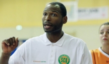 Mit dem Sieg zufrieden, mit der Leistung nur bedingt: SCL-Trainer Jerry Otshumbe.