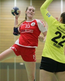 Paulina Golla und die FSG Mainz 05/Budenheim haben mit dem A-Jugendteam in der vergangenen Bundesligasaison durch Siege unter anderem über den Frankfurter HC (Bild) das Viertelfinale und dadurch die direkte Qualifikaton für die aktuelle A-Jugendbundesligarunde geschafft. Damit dies auch in dieser Saison gelingt, muss die FSG am Wochenende in den beiden Heimspielen gegen die Gruppenkonkurrenten punkten.