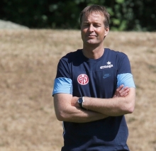 Zeigt sich von Gegebenheiten, Trainerstab und Funktionsteam am Bruchweg begeistert: der neue 05-Chefcoach Kasper Hjulmand.