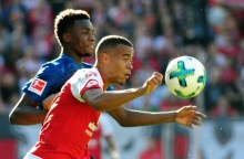 Von der Tribüne in die Anfangsformation: Robin Quaison.