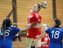 Melanie Grawe will nach ihrer langer Verletzungspause bei der FSG wieder angreifen. Im Oberligaderby bescheidete sie sich mit einem Treffer.