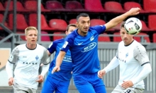 Der TSV Schott (hier Nenad Simic im Spiel gegen Waldhof Mannheim) machte beim 1.FC Saarbrücken vieles richtig, bei den Standards aber fast alles falsch.
