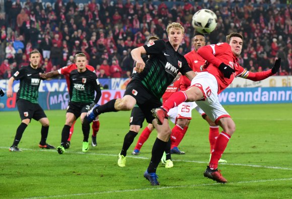 Sollte Stefan Bell in der kommenden Kampagne in einem Männerballett auftreten wollen: Ab sofort kann er alle Termine bis Fastnacht planen.