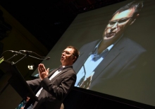 Da wusste er noch nicht, dass er im ersten Wahlgang zum neuen 05-Vorsitzenden gewählt werden würde: Stefan Hofmann.