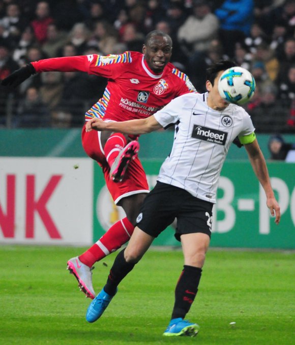 Anthony Ujah durfte erstmals von Beginn an stürmen, erhielt aber kaum brauchbare Anspiele.