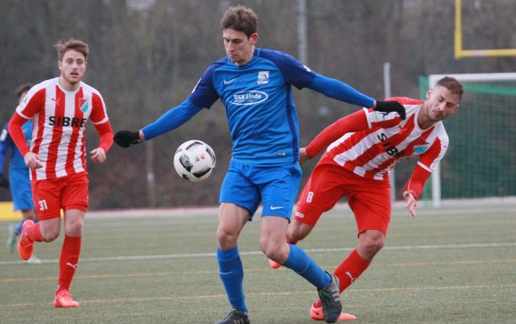 Janek Ripplinger wird in den kommenden Wochen knipsen. Davon ist Trainer Sascha Meeth überzeugt.