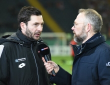 Am Mittwoch musste Sandro Schwarz eine Leistung erklären, für die es keine Erklärung gab. Am Samstag erwartet der 05-Trainer zumindest bedingungslosen Einsatz.