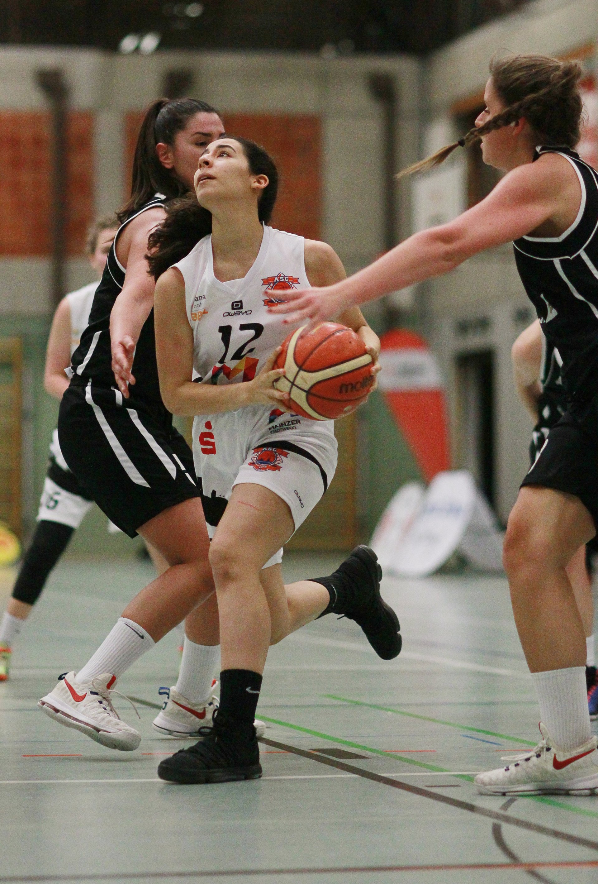 Salma El-Haiwan gab gar am Sonntag erst ihr Regionalligadebüt und wurde auf Anhieb Meister.