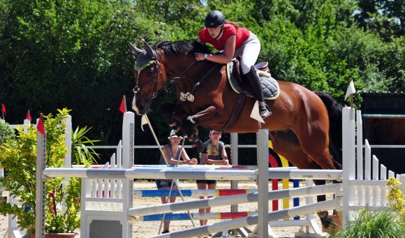 Im M*-Springen erfolgreich: Lena Horn mit Lordino H.