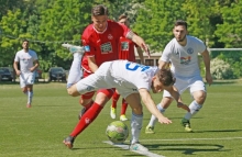 In dieser Szene gerät Luigi Canizzo ins Straucheln - passend zur Lage des SV Gonsenheim.
