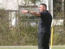 Bleibt dem Tabellenführer auf den Fersen: Angelo Casa, Trainer des FSV Oppenheim.