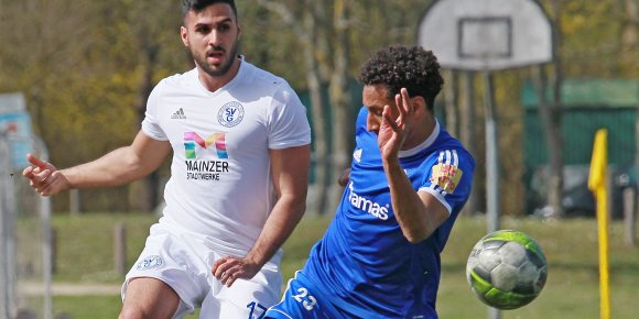 Kann nicht immer trainieren, ist aber wichtig fürs Team: Mustafa Yilmaz (l.).