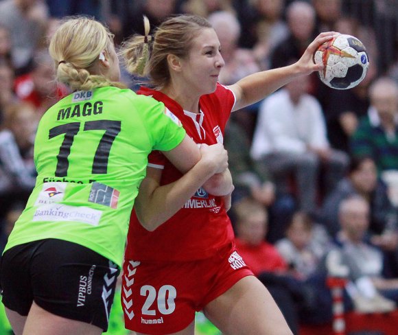 Auf zwei Jahre brachte es Andrea Bonk bei ihrem zweiten Engagement bei Mainz 05. Auf einen neuen Vertrag konnten sich Vorstand und Linkshänderin nicht einigen, damit endet die Zeit der 27-Jährigen im Verein nunmehr.