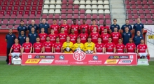Der Kader der U23 des FSV Mainz 05 in der Saison 2018/19. Hintere Reihe (v. l.): Videoanalyst Tobias Drößler, Zeugwart Torsten Körner, Physiotherapeut Christian Bieser, Fabian Grau, Jonas Fedl, Michael Akoto, Charmaine Häusl, Linus Wimmer, Christian Kinsombi , Mannschaftsarzt Tobias Nowak, Mannschaftsarzt Jochen Wollstädter, Vorstand André Hechelmann. Mitte (v. l.): Trainer Bartosch Gaul, Kotrainer Christian Demirtas, Athletiktrainer Leopold Angerer, Vitus Scheithauer, Niklas Kölle, Ahmet Gürleyen, Jayson Breitenbach, Antoine Makoumbou, Jannik Mause, Kennet Hanner Lopez, Bleron Visoka, Teammanager Marco Aumüller, Spielleiter Helmut Mayer. Vorne  (v. l.): Justin Petermann, Lars Oeßwein, Nils Lihsek, Sebastian Tyrala, Tolga Demirbas, Patrick Manthe, Finn Dahmen, Julian Bauer, Raffael Cvijetkovic, Karl-Heinz Lappe, Devante Parker, Leon Bell Bell, Sandro Loechelt.