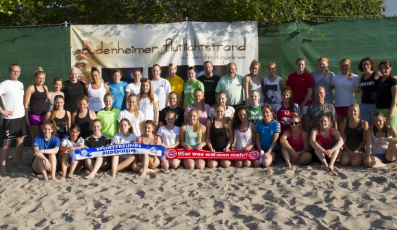 Gemeinsam nicht nur beim Beachhandball: Die Sportfreunde Budenheim und Mainz 05 bilden eine FSG und geben der Bundesliga-A-Jugend der Sportfreunde eine Herausforderung und Entwicklungschance im Oberligateam der 05er.