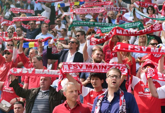 Mit diversen Verbesserungen wirbt der FSV Mainz 05 für eine volle Arena.