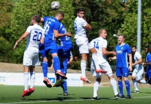 An diesen Ball kam auch Khaled Abou Daya (M.) nicht heran...