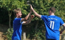 Die Kombination stach: Jonas Gangl (r.), später selbst zweifacher Torschütze, bereitete den ersten Treffer der TSG durch Julian Jaroszewski (l.) vor.