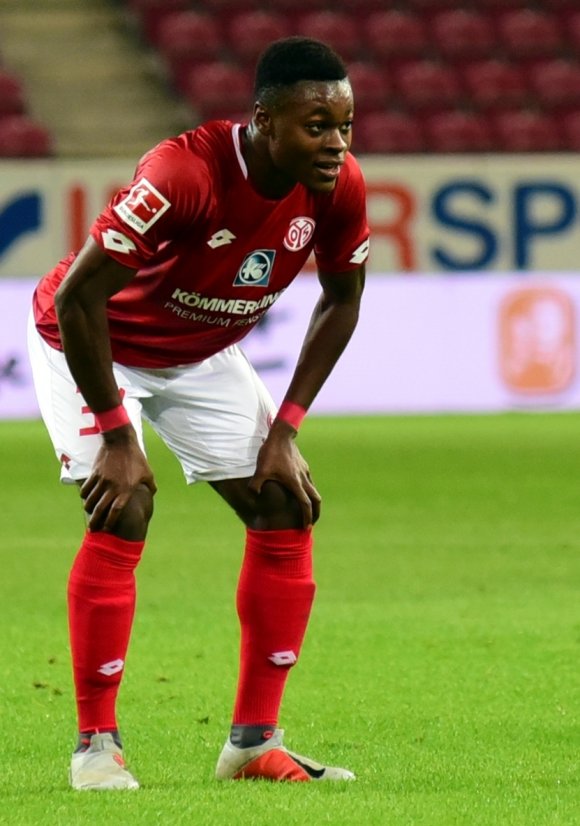 Auch Ridle Baku hatte in Gladbach eine Großchance, die Offensivflaute der 05er zu beenden.