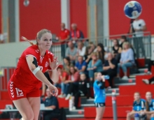 Selina Adeberg rettete ihrer Mannschaft durch den 25:25-Ausgleich gegen Meister HSG Kleenheim-Langgöns einen Punkt.