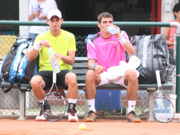 Sorgten gemeinsam auch spielerisch für die Farbtupfer im Schott-Team: das Doppel Dimitar Kutrovsky (links) und Filip Veger.