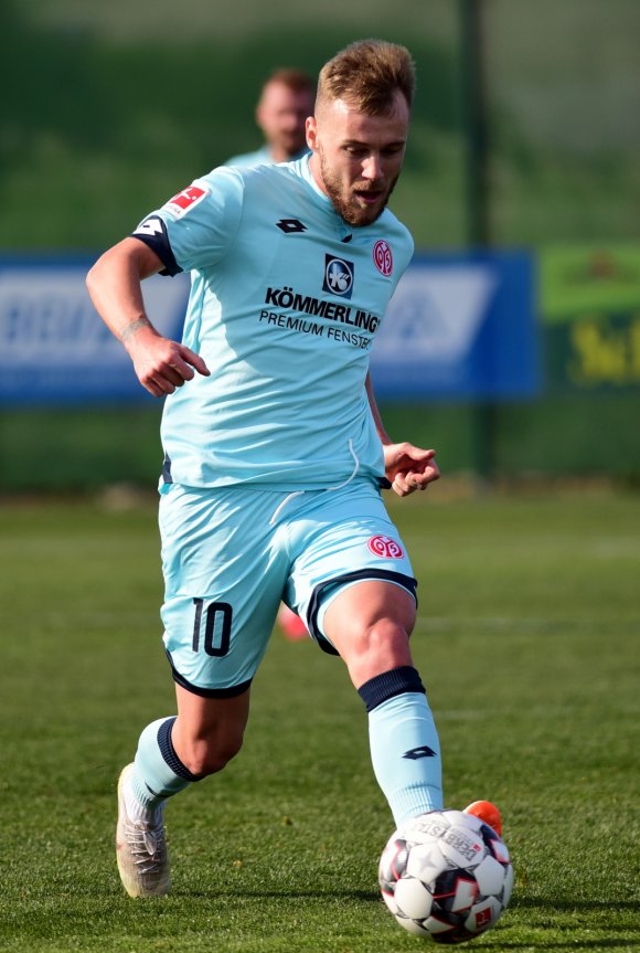 Alexandru Maxim spielte eine sehr starke erste Halbzeit, danach ging er auf Tauchstation.