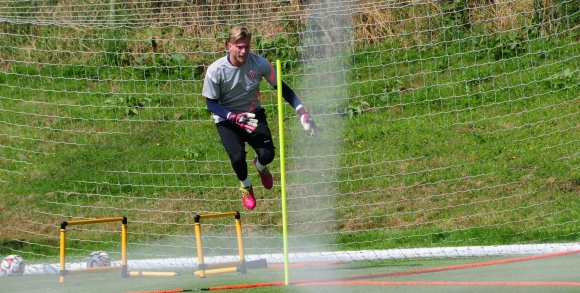 In der vorigen Saison hat Loris Karius sich zum Stammtorwart der 05er gemausert. Jetzt will er oben bleiben.