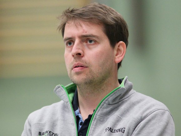 Hat sich auf den Abstieg mit dem ASC Mainz eingestellt: Trainer Christian Zander.