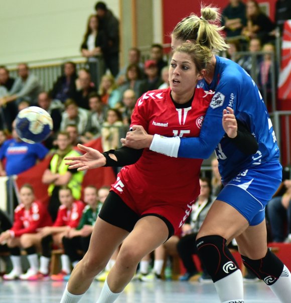 Packend war das Spitzenspiel der 05-Handballerinnen in Buchholz zwar, aber nicht auf dem erhofften Niveau. Larissa Platens Führungstreffer kurz vor dem Ende sicherte immerhin einen Punktgewinn beim Tabellenführer.