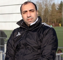 Drei Rote Karten nach Spielschluss: Italclub-Trainer Hasan Celebi hat keine Lust mehr auf solche Disziplinlosigkeiten.