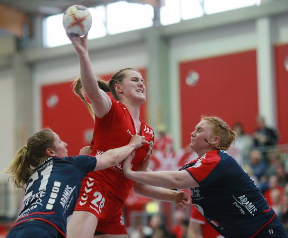 In der vergangenen Saison kassierte die FSG Mainz 05/Budenheim eine 27:29-Heimniederlage gegen die SG H2Ku Herrenberg, obwohl Paulina Golla, die nun das vorerste letzte Mal gegen diesen Gegner antreten wird, mit sechs Treffern gute Form bewies.