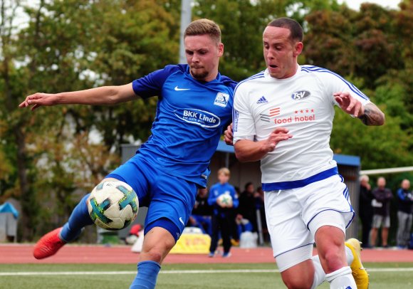 Die Dominanz hatten Jost Mairose und der TSV Schott in Emmelshausen (hier eine Szene aus dem Hinrundenspiel), aber sie machten zu wenig daraus.