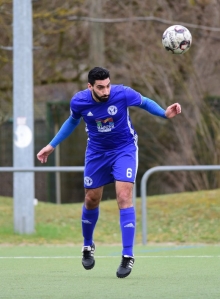 Eben noch darüber geredet, dann gehandelt: Ferhat Gündüz köpfte das Gonsenheimer 1:0.