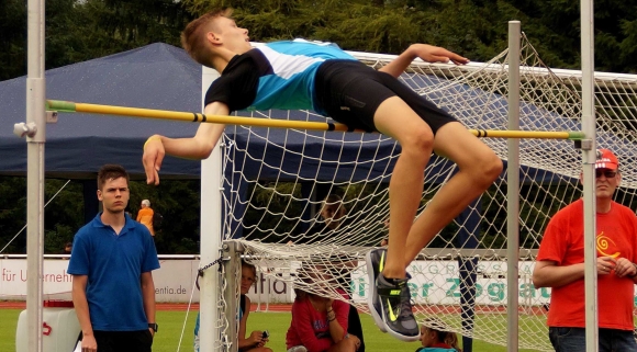Dass Tomas Janda bei 1,91 Meter dreimal riss, war nicht schlimm. Zu diesem Zeitpunkt stand der Hochspringer des USC Mainz bereits als Süddeutscher Meister der U16 fest.