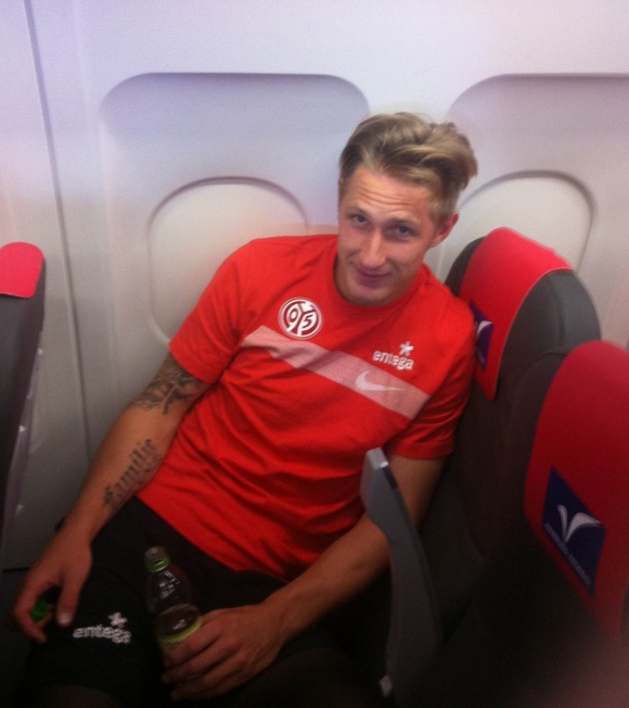 Guter Dinge: Sebastian Polter will mit dem FSV Mainz 05 die Play-offs erreichen.