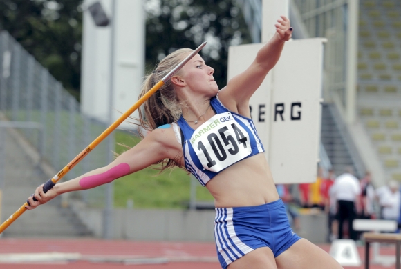 Der erste Versuch war ihr weitester, aber weit war er nicht. Lena Bottlender blieb mit 45,31 Metern nur der siebte Platz der U18-Konkurrenz.