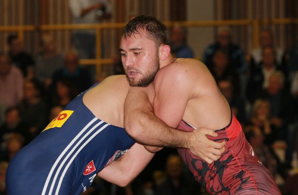 Bezwang auf seinem Weg zu Bronze auch zwei Weltklasseringer: Ahmed Dudarov.