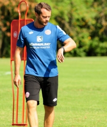 Das Training durfte Bartosch Gaul in den vergangenen Tagen leiten. Beim Spiel seiner U23 am Mittwochabend aber muss er auf der Tribüne sitzen.